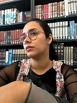 Snapshot of Annya-sweet chatting on 2, 12, 2025 Annya-sweet online show from 2, 12, 2025