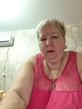 EffectFiona online show from 9, 1, 2025