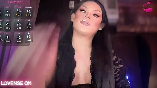 Snapshot of one_great_devine chatting on 27, 10, 2025 one great devine online show from 27, 10, 2025