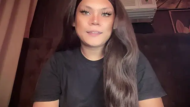 Snapshot of one_great_devine chatting on 26, 11, 2025 one great devine online show from 26, 11, 2025