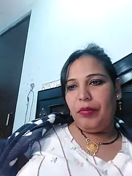 Poojabhabi101 online show from 18, 12, 2024
