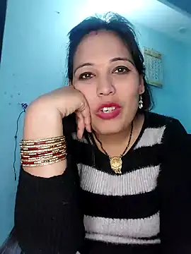 Poojabhabi101 online show from 7, 1, 2025