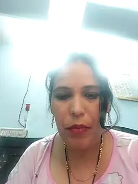 Poojabhabi101 online show from 18, 3, 2025