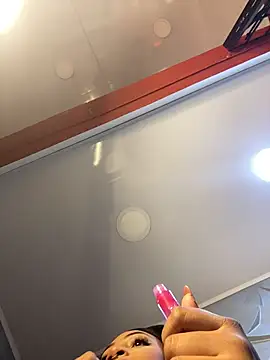 Aluna sweet online show from 17, 10, 2025