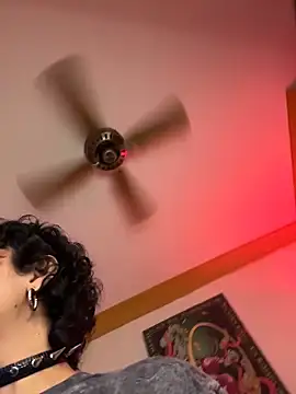 ZahaRoseee online show from 28, 3, 2026