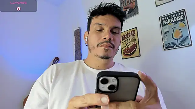 Snapshot of alejandro_stark chatting on 23, 2, 2026 alejandro stark online show from 23, 2, 2026