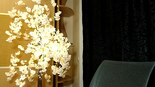 Mika Gold online show from 25, 12, 2024