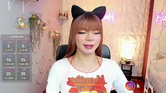 Snapshot of hurrencam chatting on 3, 11, 2025 hurrencam online show from 3, 11, 2025