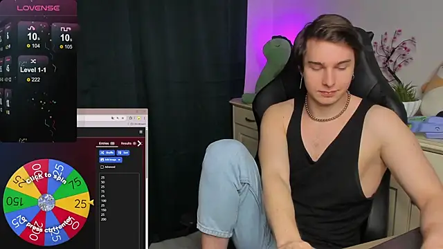 Snapshot of Vincent_Strong chatting on 5, 11, 2025 Vincent Strong online show from 5, 11, 2025