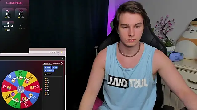 Snapshot of Vincent_Strong chatting on 17, 11, 2025 Vincent Strong online show from 17, 11, 2025