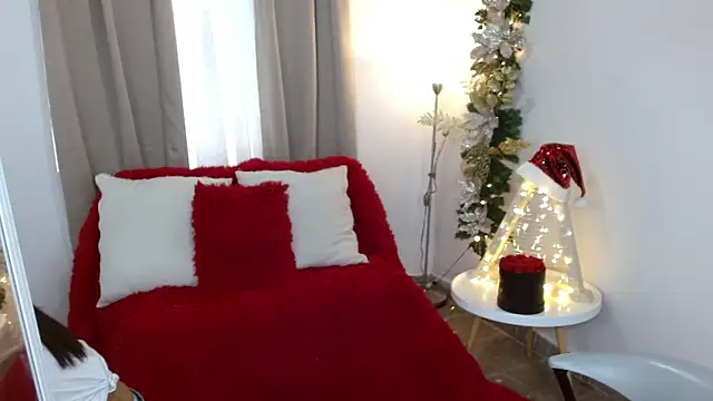 sofia perez    online show from 10, 12, 2024