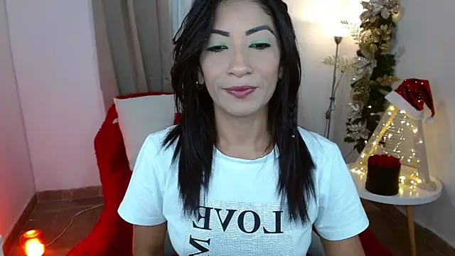 sofia perez    online show from 10, 12, 2024