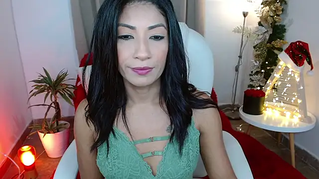 sofia perez    online show from 16, 12, 2024