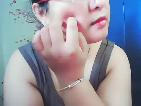 xiaorou-z online show from 11, 10, 2025