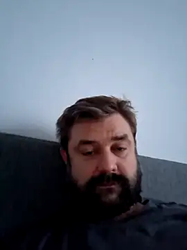 Snapshot of Benji89 chatting on 6, 10, 2025 Benji89 online show from 6, 10, 2025