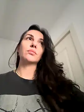 TaniaAmore online show from 27, 10, 2025