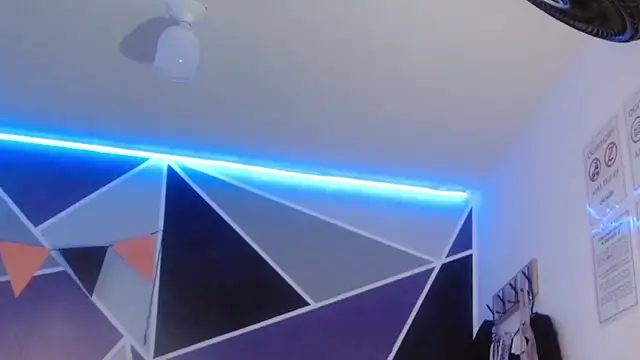 DaMikaela  online show from 23, 10, 2025