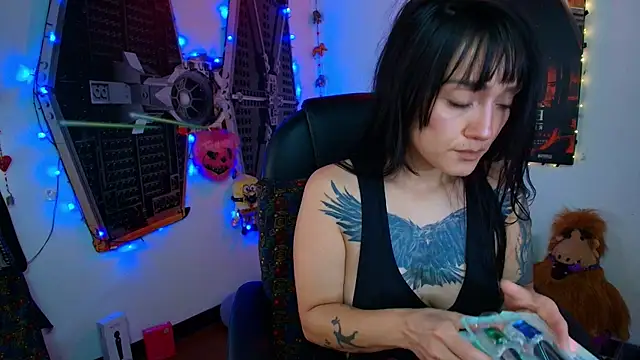 juanita adams online show from 12, 11, 2025