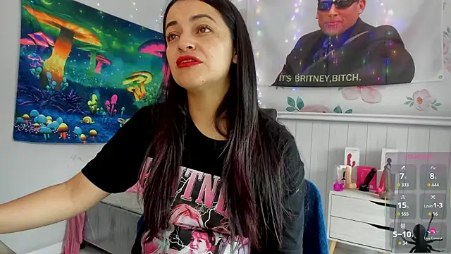 Snapshot of LovelyAzucena chatting on 22, 10, 2025 LovelyAzucena online show from 22, 10, 2025