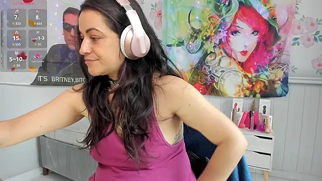 Snapshot of LovelyAzucena chatting on 3, 11, 2025 LovelyAzucena online show from 3, 11, 2025