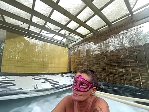 Snapshot of prainxxx22 chatting on 30, 11, 2025 prainxxx22 online show from 30, 11, 2025