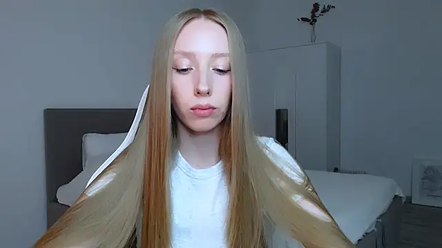 Luna insniity online show from 20, 10, 2025