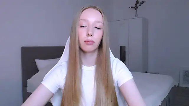 Luna insniity online show from 13, 11, 2025