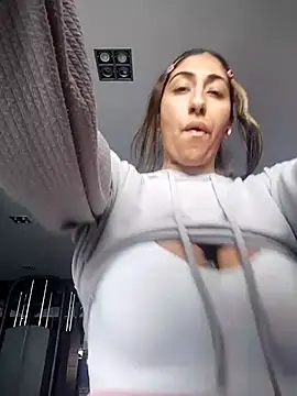 Snapshot of Hotasiansensation chatting on 27, 2, 2026 Hotasiansensation online show from 27, 2, 2026