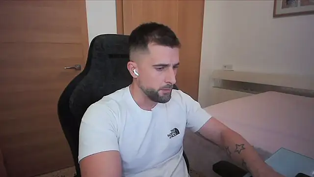 alex877x online show from 24, 10, 2025