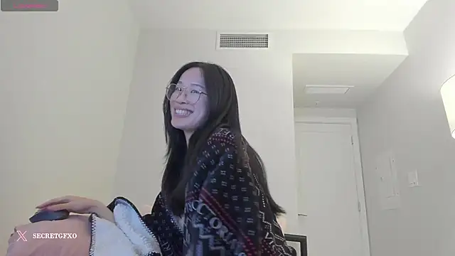 Snapshot of secretgirlfriendxo chatting on 4, 12, 2024 secretgirlfriendxo online show from 4, 12, 2024