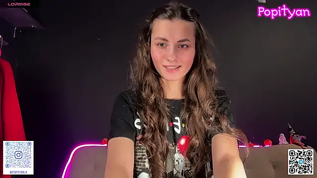 Snapshot of popityan1 chatting on 18, 10, 2025 popityan1 online show from 18, 10, 2025