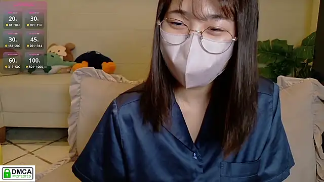 Snapshot of SUZU_ chatting on 26, 2, 2026 SUZU online show from 26, 2, 2026