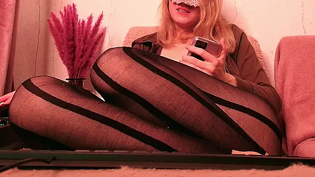 SecretAnni online show from 28, 12, 2024