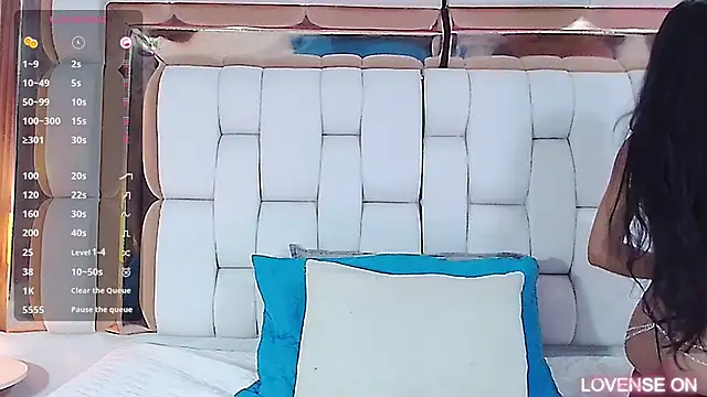 Snapshot of littlee_emilyy_ chatting on 19, 3, 2025 littlee emilyy  online show from 19, 3, 2025