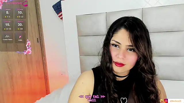 Snapshot of Goddess_mia2 chatting on 5, 10, 2025 Goddess mia2 online show from 5, 10, 2025