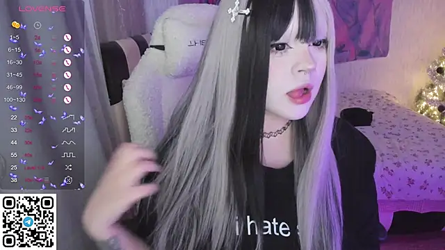 SelenaCute online show from 15, 1, 2026