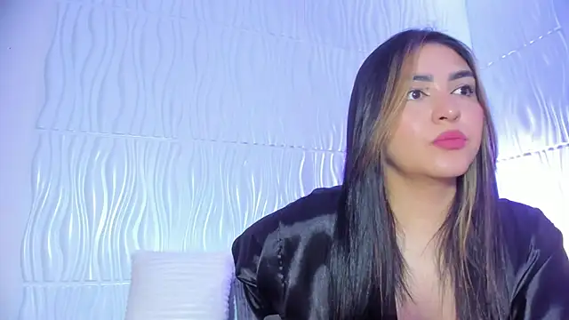 Snapshot of Abby__colins chatting on 11, 11, 2025 Abby colins online show from 11, 11, 2025