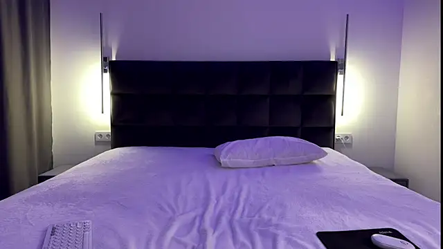 NotElis online show from 22, 12, 2025