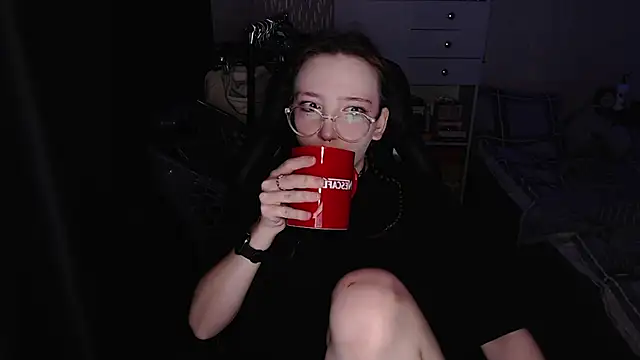 AmeliaKamishiro online show from 17, 11, 2025