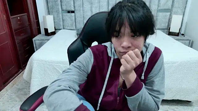 laureentt  online show from 21, 3, 2026