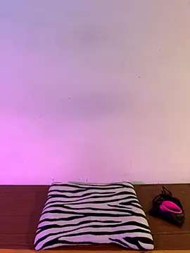 Felicia smok3 online show from 1, 12, 2025