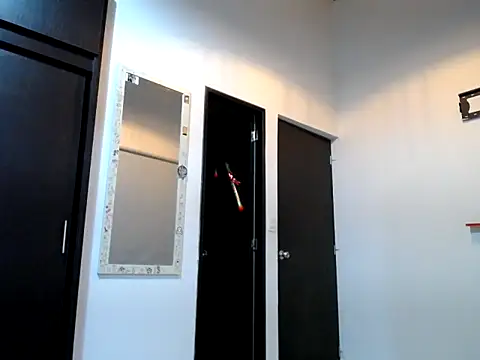 Snapshot of Alexxawinter chatting on 5, 12, 2025 Alexxawinter online show from 5, 12, 2025