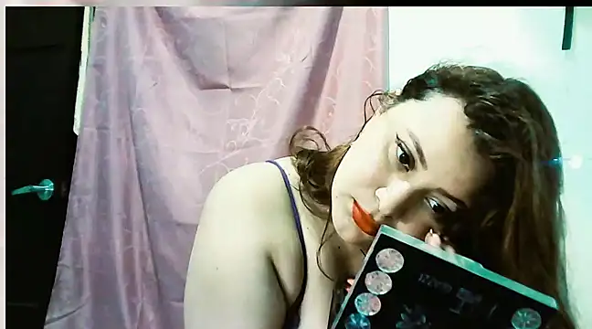SofiaOlivares online show from 4, 12, 2024