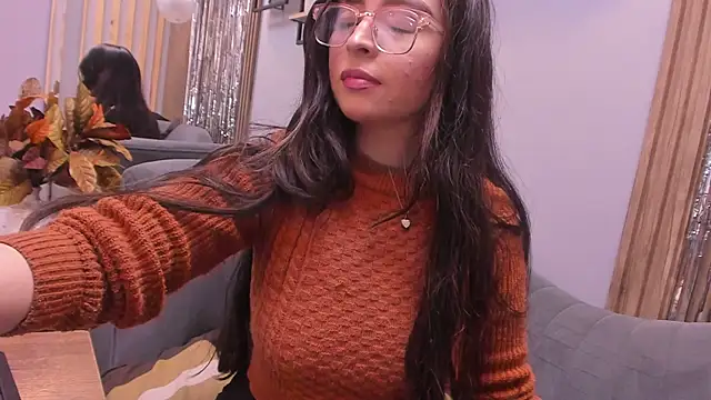 Eva Macalliter online show from 18, 12, 2025