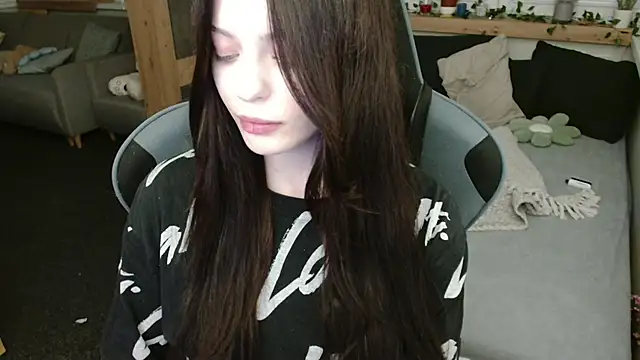 juice-peach online show from 5, 12, 2024