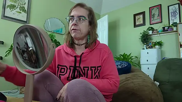 Linzy 19 online show from 11, 2, 2026