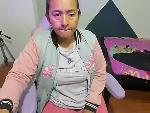 daleska ayala 1 online show from 28, 10, 2025