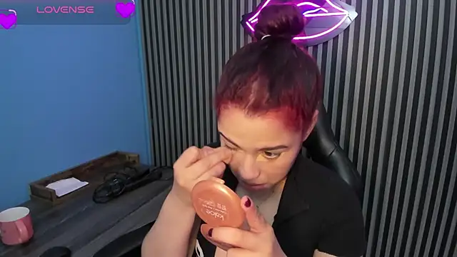 emily roberts1 online show from 10, 12, 2024