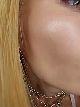 LessiaMia online show from 22, 11, 2025