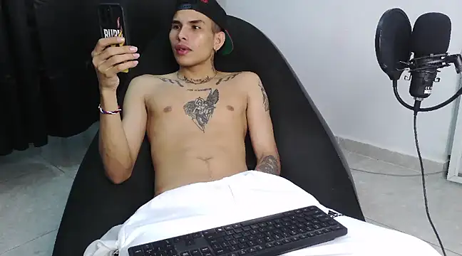 hot king20 online show from 26, 2, 2025